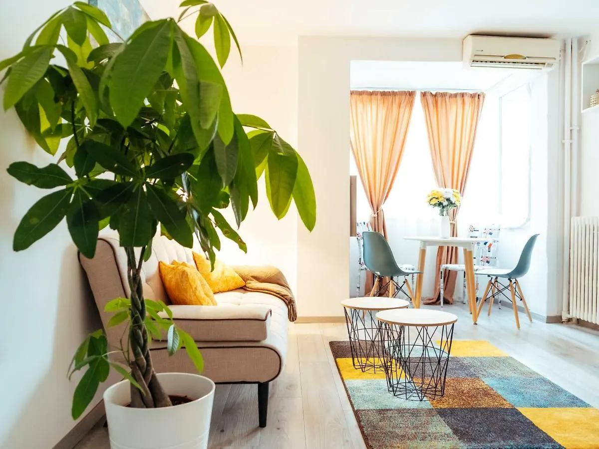 Balcescu Stylish Ultracentral Apartment Bucharest Romania