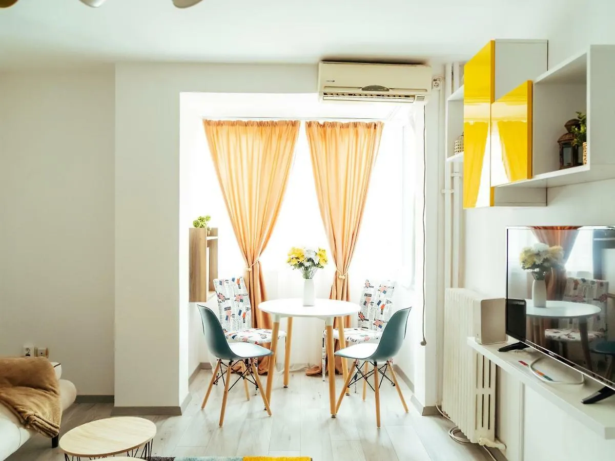 Balcescu Stylish Ultracentral Apartment Bucharest