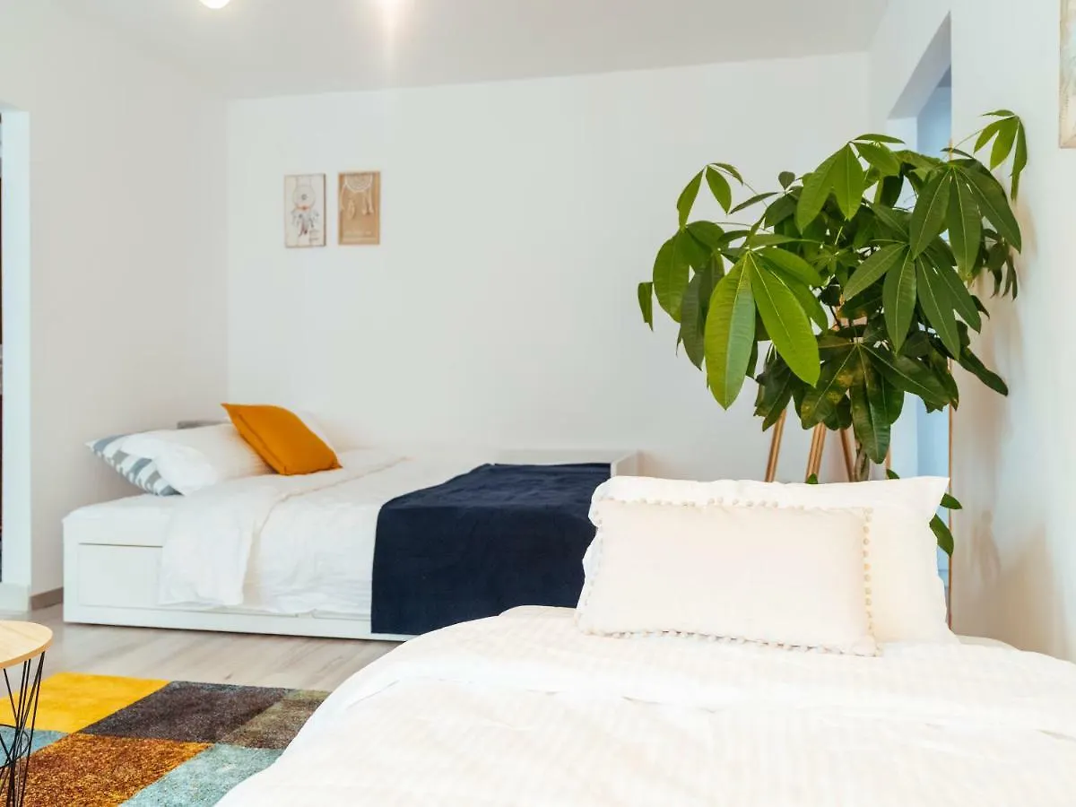 Balcescu Stylish Ultracentral Apartment Bucharest 0*,  Romania