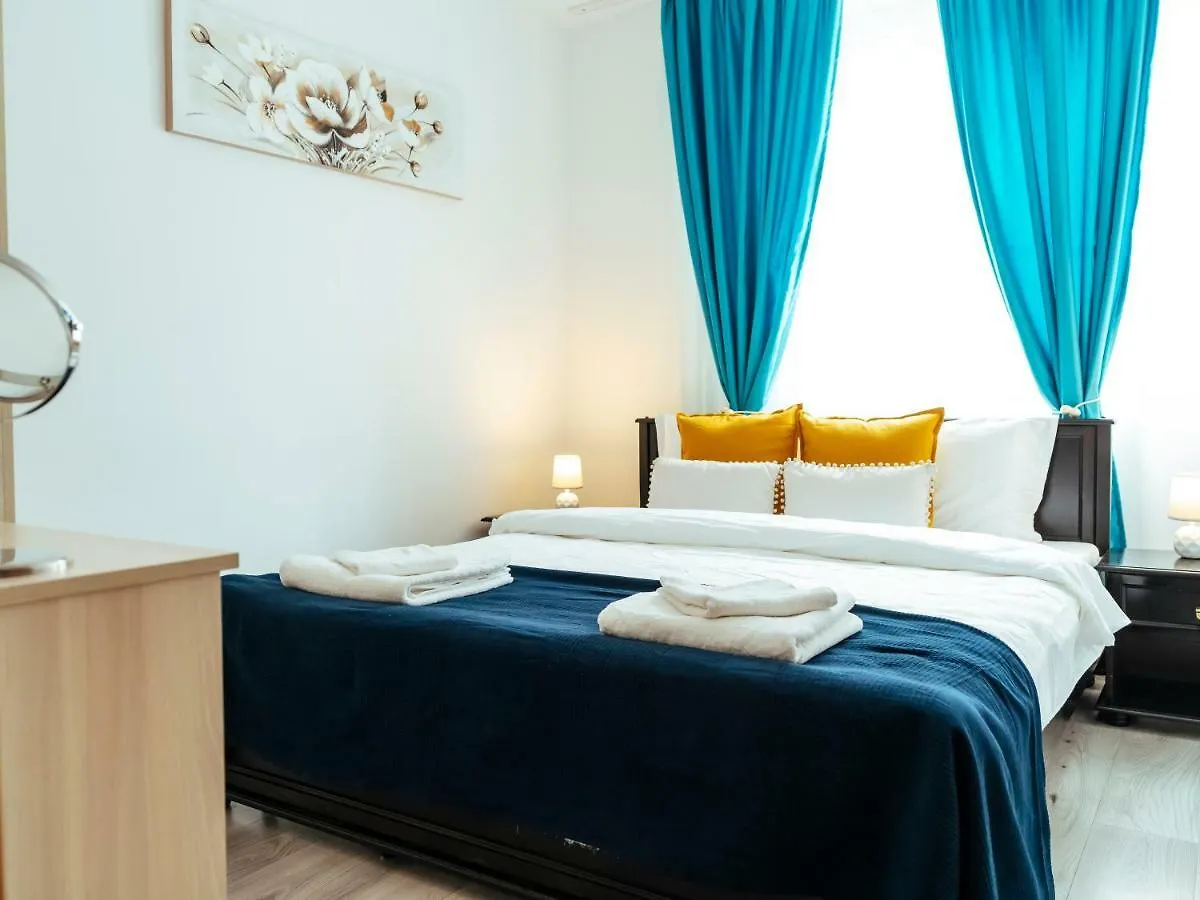 Balcescu Stylish Ultracentral Apartment Bucharest